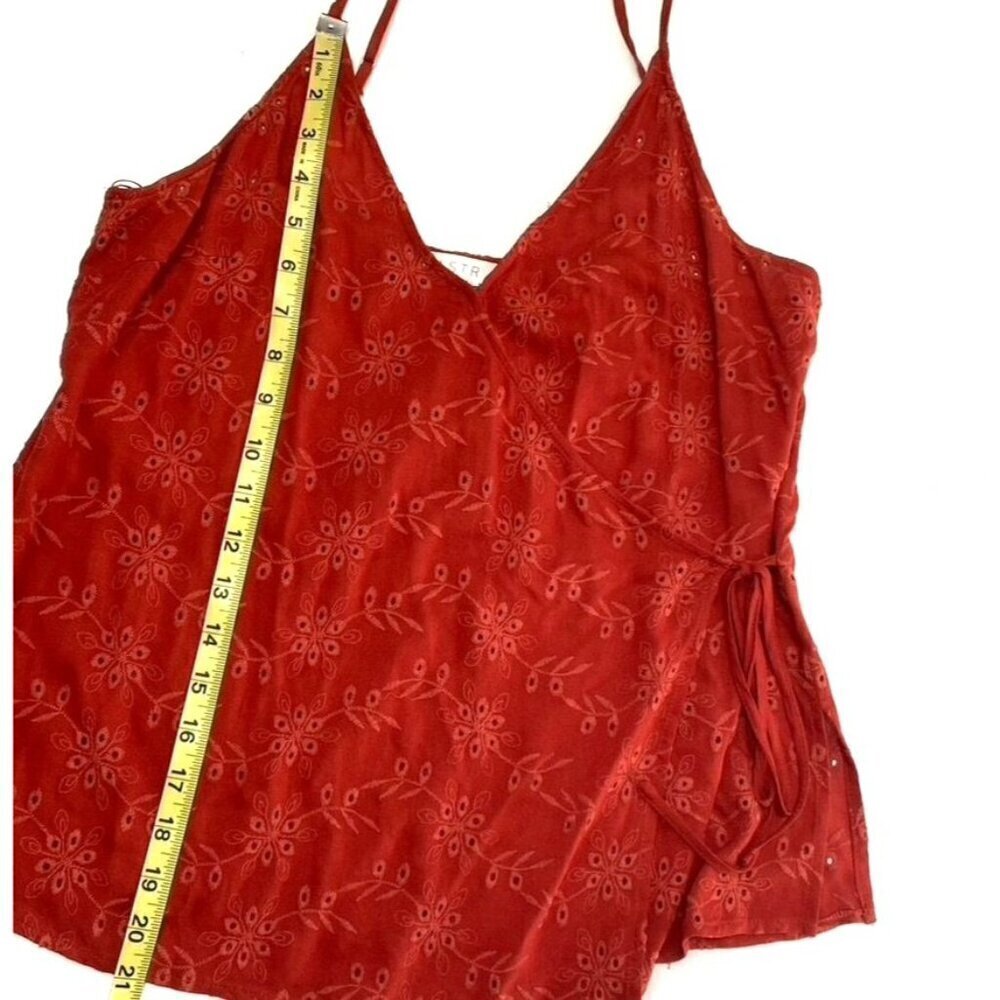 ASTR The Label Floral Eyelet Wrap Tie Top Rust Size Medium Feminine Summer. B40 - Picture 10 of 11